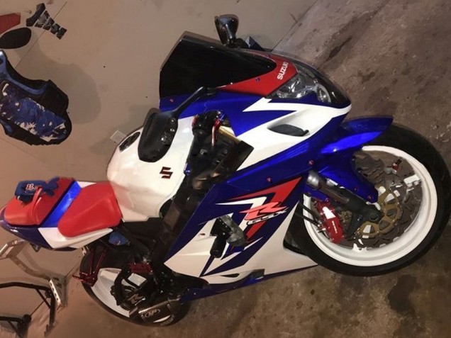 2004-2005 Suzuki GSXR 600 / GSXR 750 Motorcycle Fairing - White Blue Red Australia