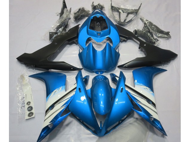2004-2006 Light Blue & White Yamaha R1 Motorcycle Fairing 2004-2006 Light Blue & White Yamaha R1 Motorcycle Fairing