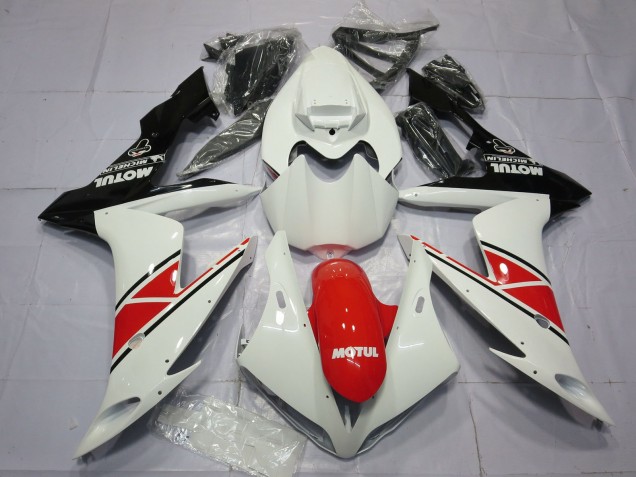 2004-2006 Oem Style Red and White Yamaha R1 Motorcycle Fairing 2004-2006 Oem Style Red and White Yamaha R1 Motorcycle Fairing