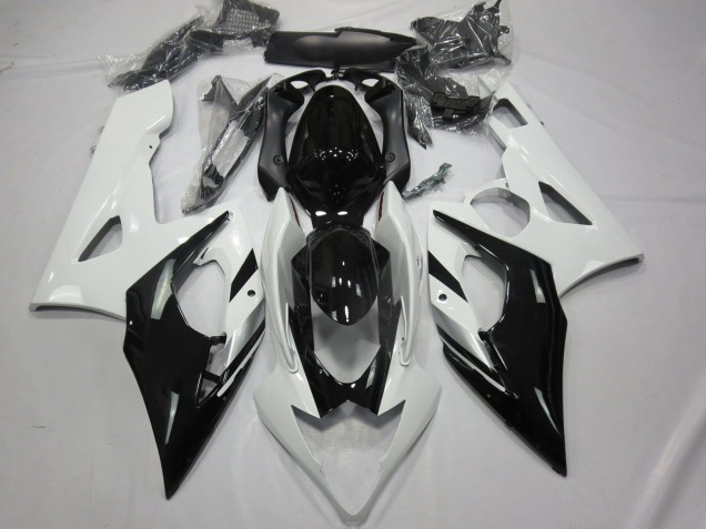 2005-2006 White Black and Silver Suzuki GSXR 1000 Motorcycle Fairing 2005-2006 White Black and Silver Suzuki GSXR 1000 Motorcycle Fairing