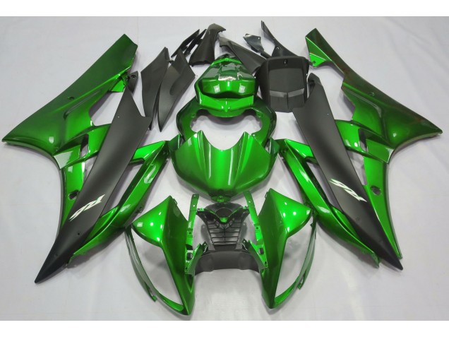 2006-2007 Metallic Green & Black Yamaha R6 Motorcycle Fairing 2006-2007 Metallic Green & Black Yamaha R6 Motorcycle Fairing