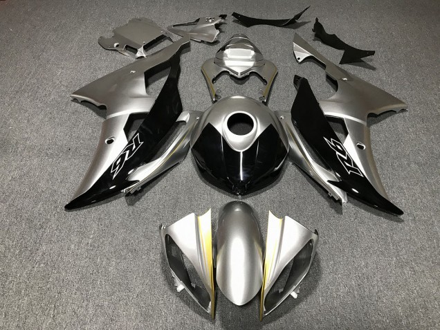 2008-2016 Silver and Black Custom Yamaha R6 Motorcycle Fairing 2008-2016 Silver and Black Custom Yamaha R6 Motorcycle Fairing